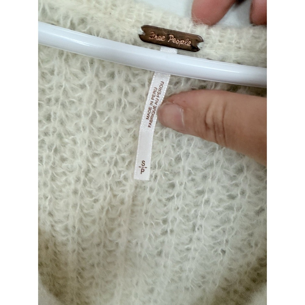 Free People Moonbeam Alpaca Sweater V Neck Oversized Lightweight Slouchy Size S - Picture 2 of 6